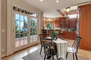 19784 Wildwood Dr, West Linn, OR 97068 - Photo 16