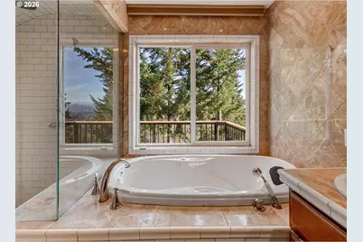 19784 Wildwood Dr, West Linn, OR 97068 - Photo 30