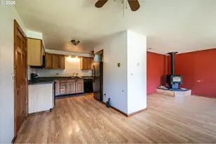 1135 1st St NE, Bandon, OR 97411 - Photo 14