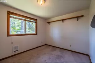 1135 1st St NE, Bandon, OR 97411 - Photo 30