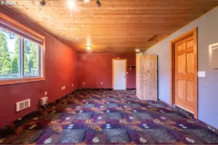 1135 1st St NE, Bandon, OR 97411 - Photo 32