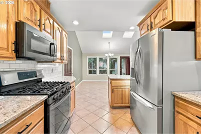 21620 SE Ash St, Gresham, OR 97030 - Photo 8