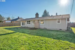 596 Pinedale Ave, Springfield, OR 97477 - Photo 32