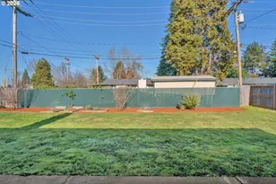 596 Pinedale Ave, Springfield, OR 97477 - Photo 34