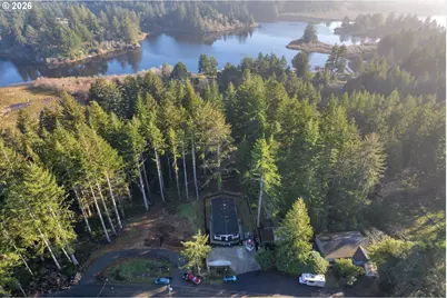 89555 Shore Crest Dr, Florence, OR 97439 - Photo 22
