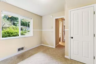 5192 Russell Dr, Florence, OR 97439 - Photo 16