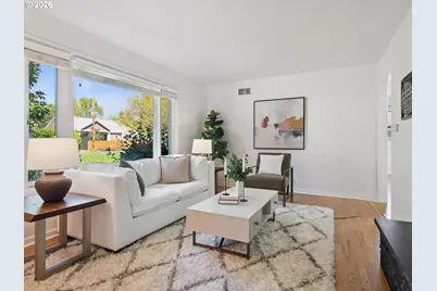 8800 SW Coral St, Portland, OR 97223 - Photo 4