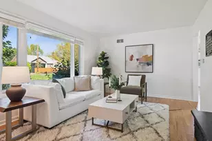 8800 SW Coral St, Portland, OR 97223 - Photo 4