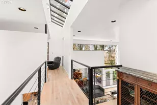 4191 SW Greenleaf Dr, Portland, OR 97221 - Photo 30