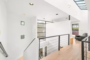 4191 SW Greenleaf Dr, Portland, OR 97221 - Photo 36