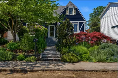 135 S 8th St, Saint Helens, OR 97051 - Photo 1