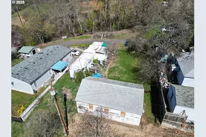 311 W Lincoln St, Bingen, WA 98605 - Photo 10