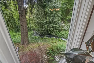 10300 SE Evergreen Hwy, Vancouver, WA 98664 - Photo 12