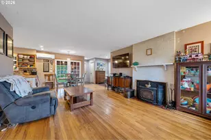 4204 Dogwood Ave, Tillamook, OR 97141 - Photo 6