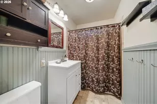 4204 Dogwood Ave, Tillamook, OR 97141 - Photo 10