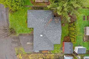 4204 Dogwood Ave, Tillamook, OR 97141 - Photo 2