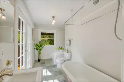 2656 SW Gerald Ave, Portland, OR 97201 - Photo 18