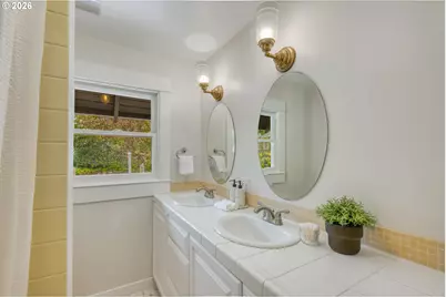 2656 SW Gerald Ave, Portland, OR 97201 - Photo 20