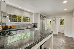 2656 SW Gerald Ave, Portland, OR 97201 - Photo 10