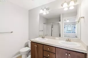 7953 NE Heiser St, Hillsboro, OR 97006 - Photo 10