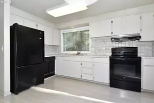 7644 SW Cresmoor Dr, Beaverton, OR 97008 - Photo 14