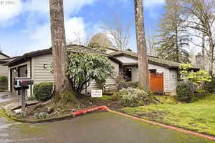 7644 SW Cresmoor Dr, Beaverton, OR 97008 - Photo 2