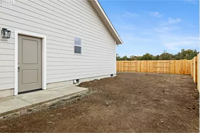 109 Citation Ct, Winston, OR 97496 - Photo 44