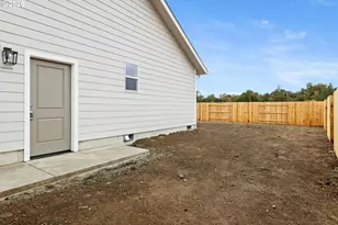 109 Citation Ct, Winston, OR 97496 - Photo 44