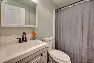12710 NE 37th St, Vancouver, WA 98682 - Photo 14