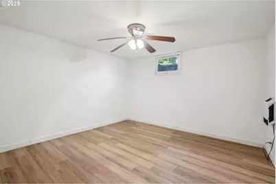 226 NE 157th Ave, Portland, OR 97230 - Photo 20