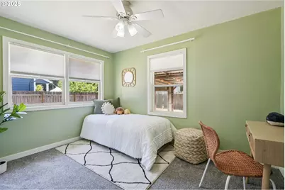 226 NE 157th Ave, Portland, OR 97230 - Photo 22