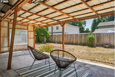 226 NE 157th Ave, Portland, OR 97230 - Photo 24