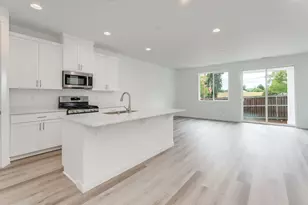 912 NW 178th Wy, Ridgefield, WA 98642 - Photo 4