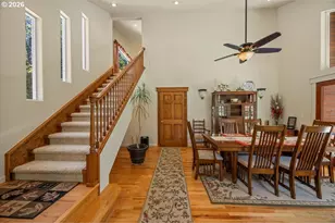 737 Pinecrest Dr, Grants Pass, OR 97526 - Photo 20