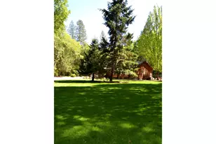 737 Pinecrest Dr, Grants Pass, OR 97526 - Photo 38