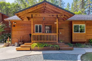737 Pinecrest Dr, Grants Pass, OR 97526 - Photo 4