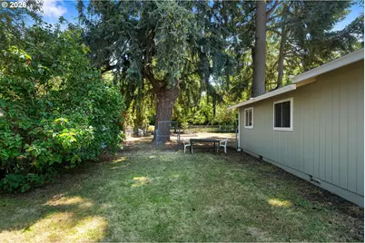 11608 SE Reedway St, Portland, OR 97266 - Photo 26