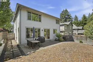 1053 Yates St, Lake Oswego, OR 97034 - Photo 32
