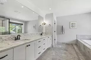 1053 Yates St, Lake Oswego, OR 97034 - Photo 24