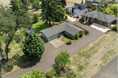19851 Leland Rd, Oregon City, OR 97045 - Photo 4