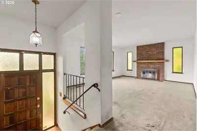 11925 NW Oatfield Ct, Portland, OR 97229 - Photo 4