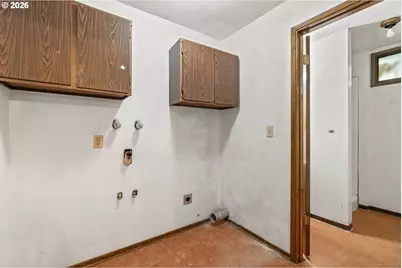 11925 NW Oatfield Ct, Portland, OR 97229 - Photo 36