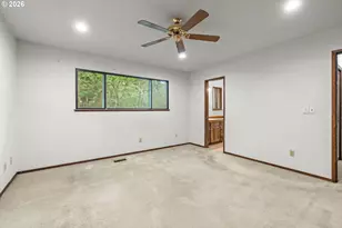 11925 NW Oatfield Ct, Portland, OR 97229 - Photo 20