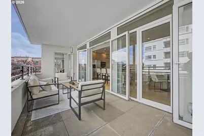 2445 NW Westover Rd #202, Portland, OR 97210 - Photo 14