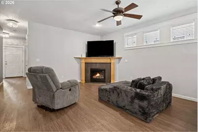 3441 SE Pinewood Ave, Hillsboro, OR 97123 - Photo 4