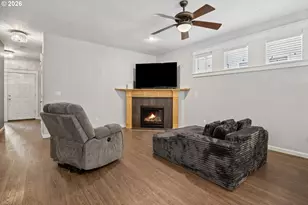 3441 SE Pinewood Ave, Hillsboro, OR 97123 - Photo 4