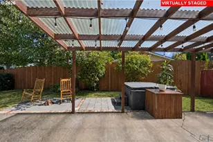 12513 NE Russell St, Portland, OR 97230 - Photo 22