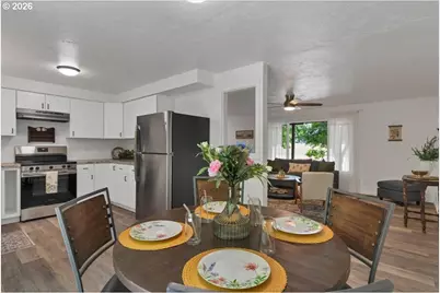632 S 13th St, Independence, OR 97351 - Photo 12