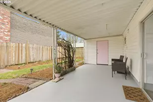 18505 NE Glisan St, Portland, OR 97230 - Photo 32