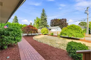 954 Laurel Ln, Oregon City, OR 97045 - Photo 4